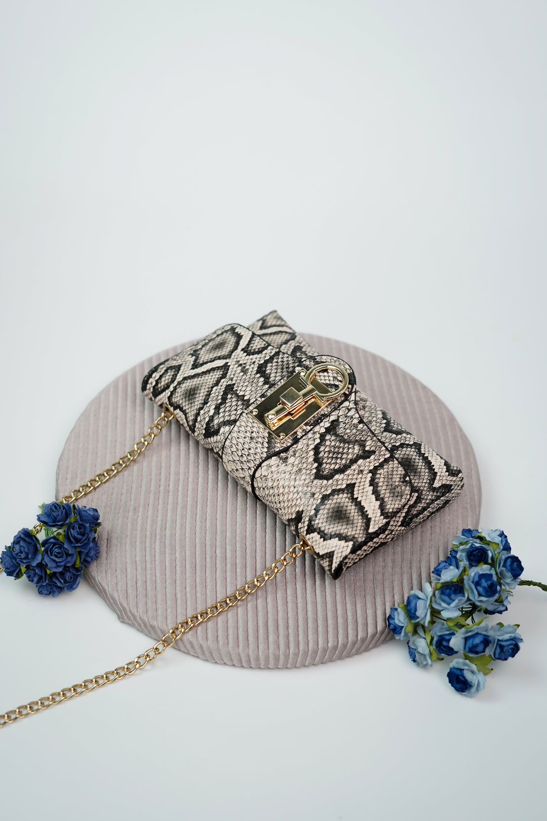Modern Python Sling Belt Bag with a Contemporary Aesthetic