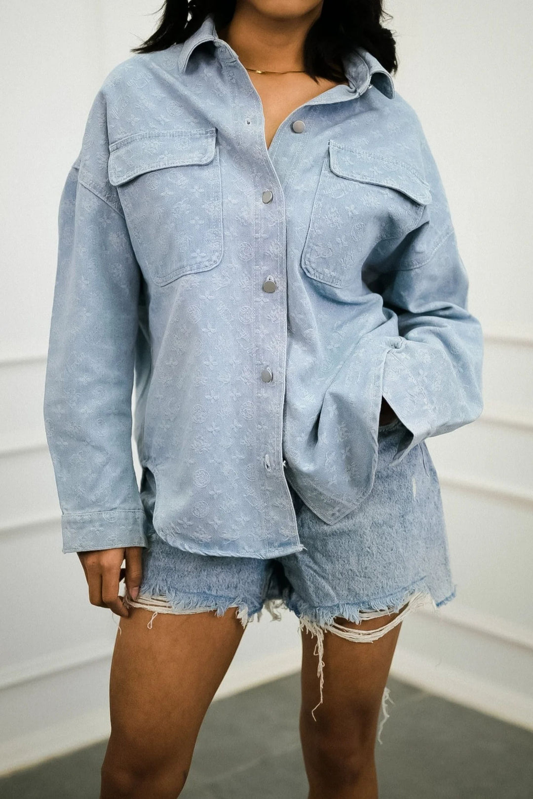 Convertible collar denim shirt for laid-back style