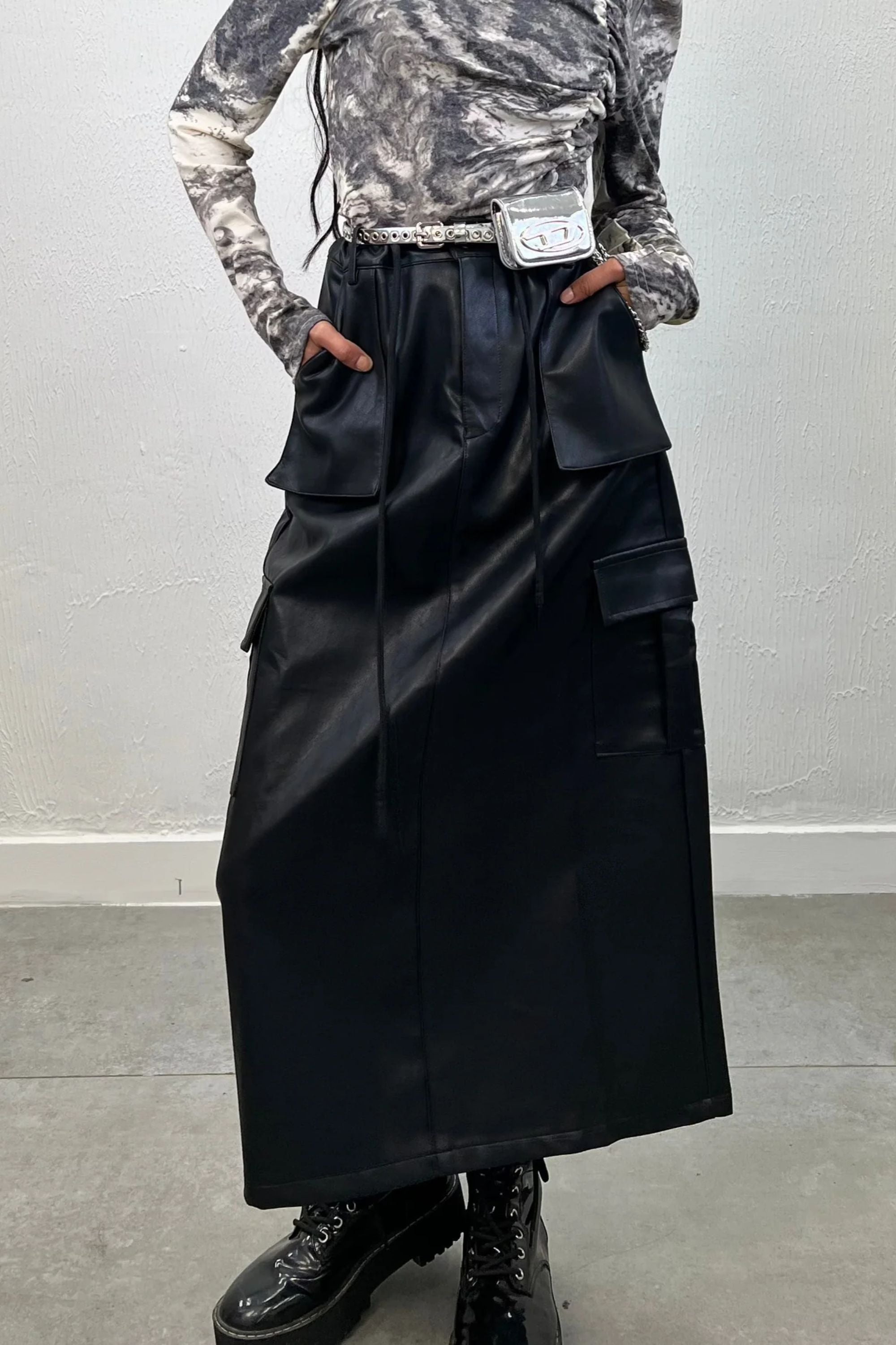 スカート L'Appartement RAW+ Leather Maxi Skirt L'Appartement RAW+ Leather Maxi Skirt Leather Skirts for