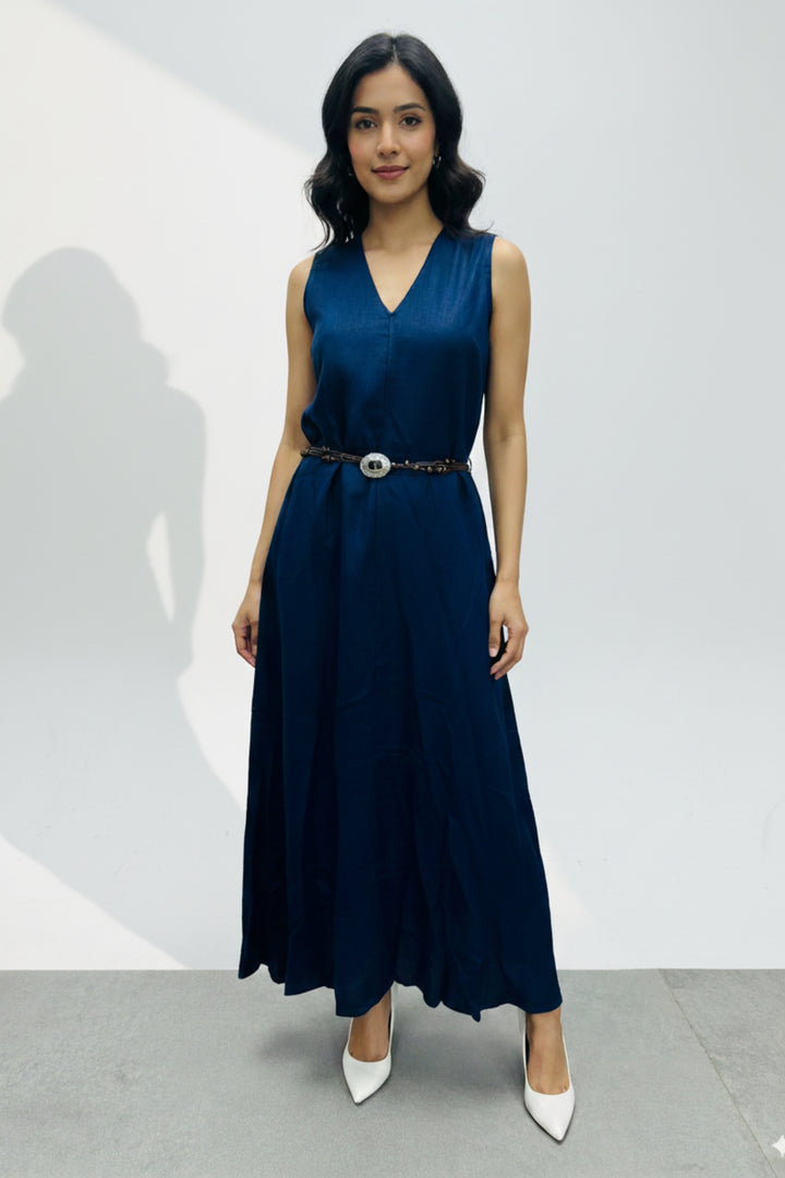 Sleeveless V-Neck Belted Maxi Dress
