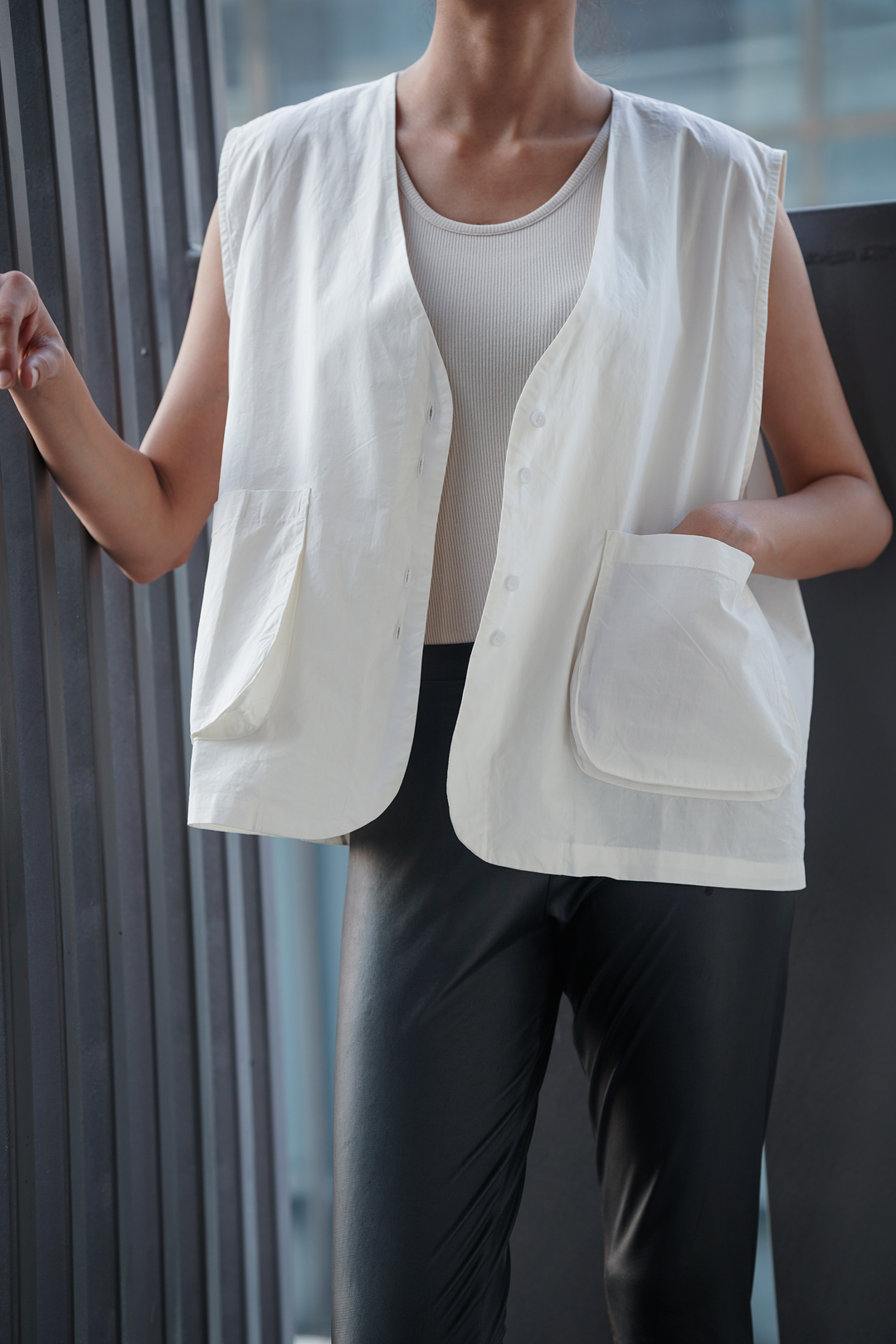 Gridlock White Cotton Vest