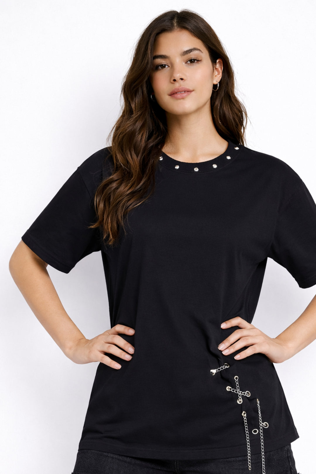 Obsidian Chain Muse Tee