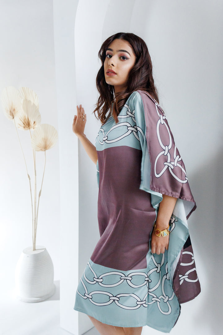 Buy Chic and luxurious dress design for Women