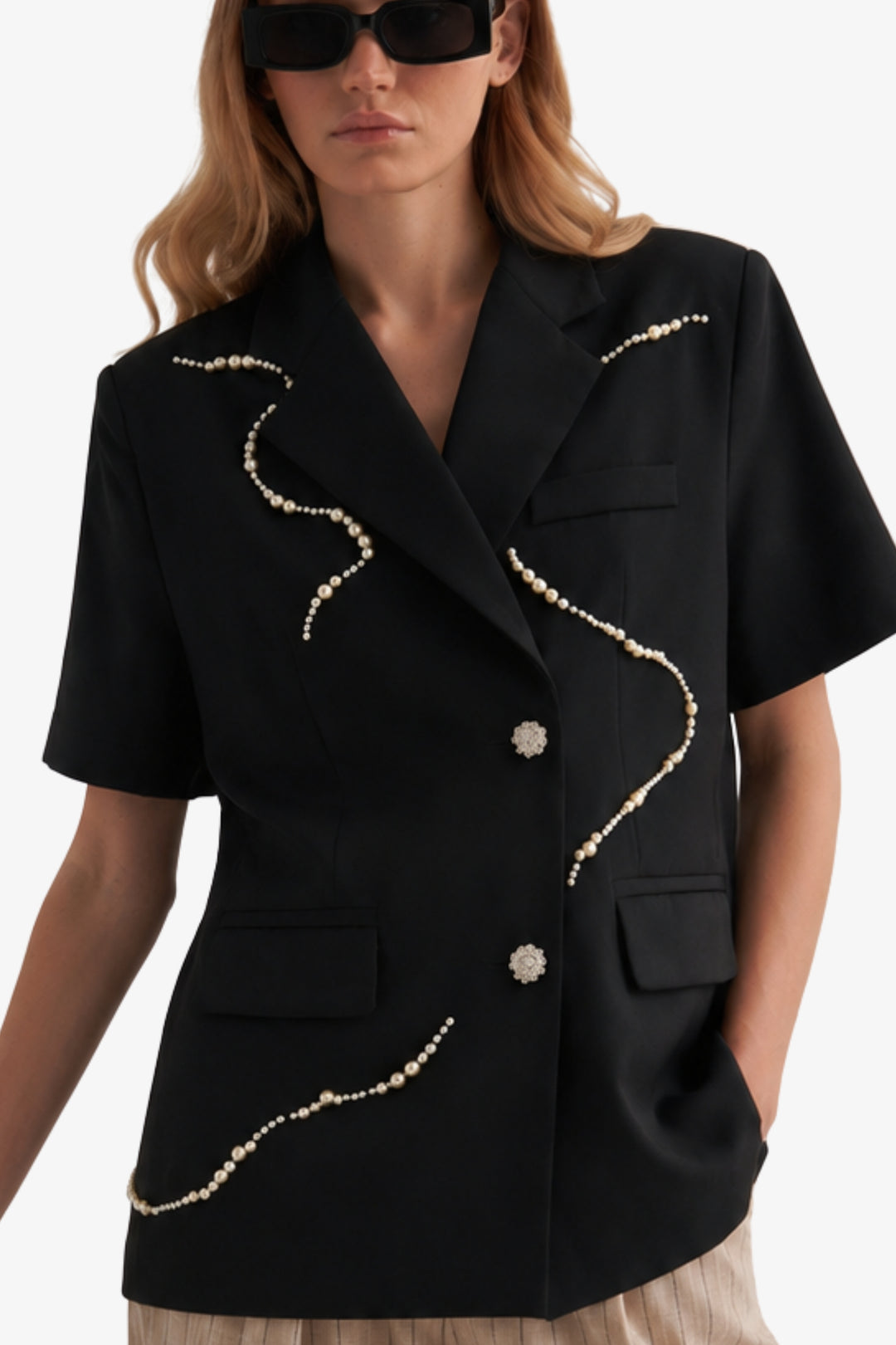 Noir Serpentine Blazer