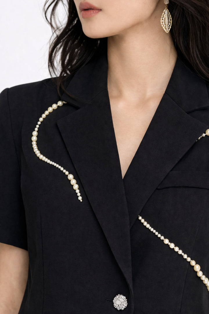 Noir Serpentine Blazer