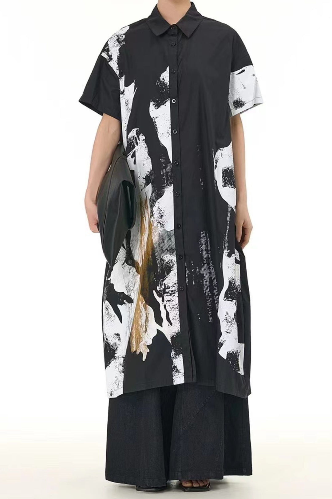 Oversized black shirt dress with abstract print
