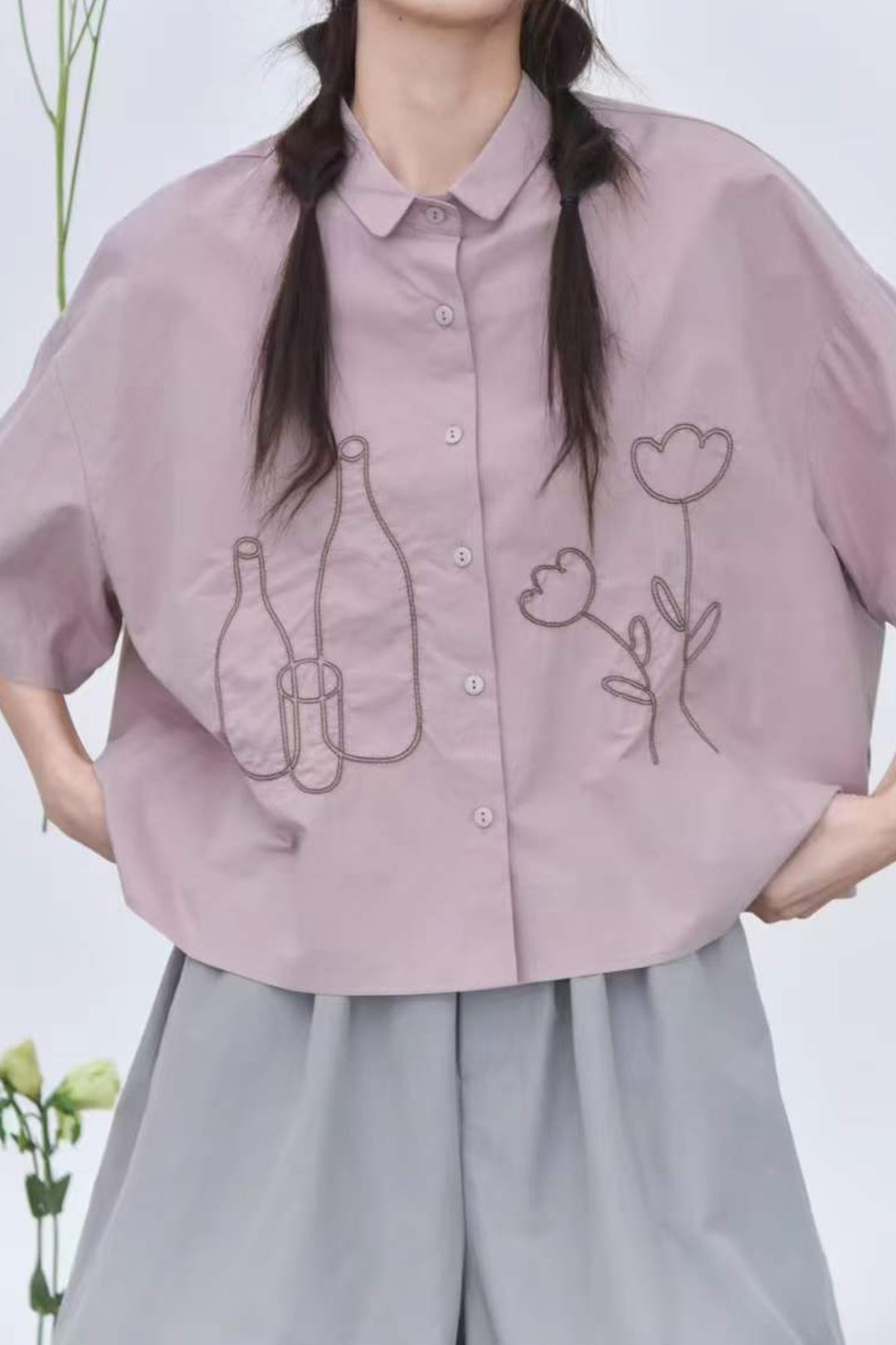 Stylish cotton shirts with line embroidery