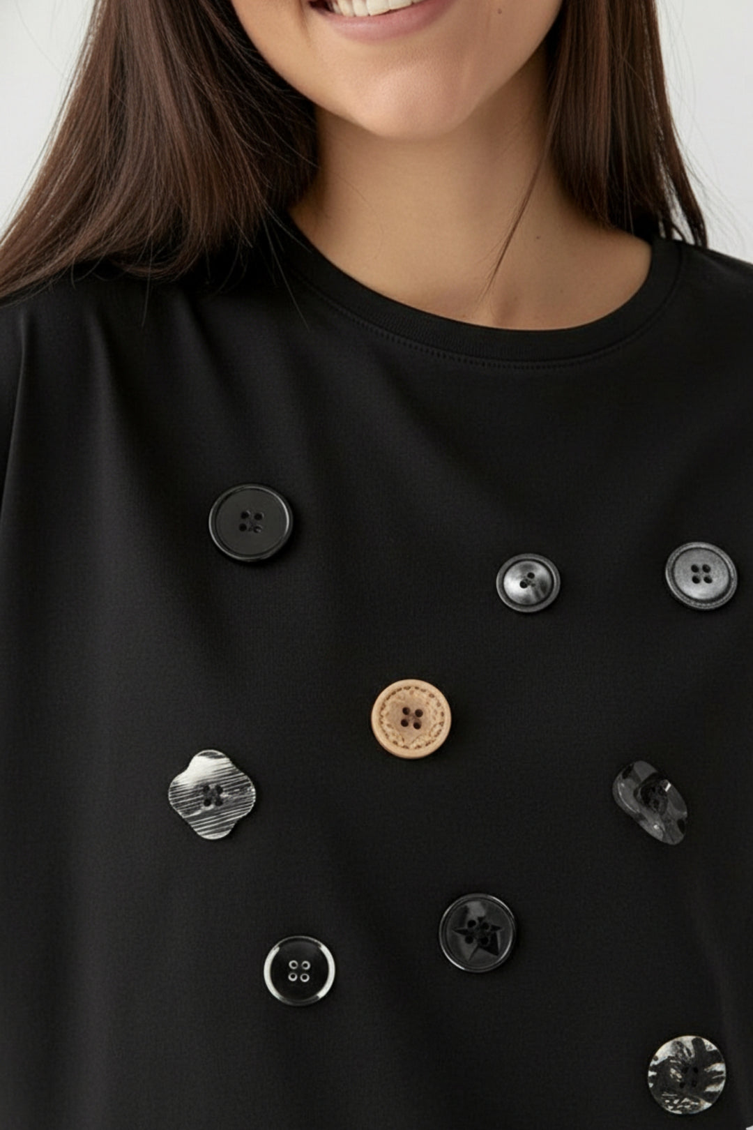 Button Pop Black T-shirt