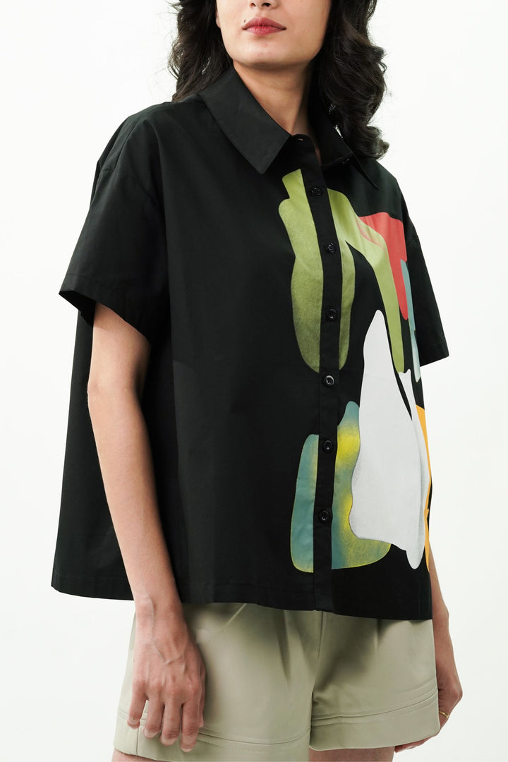 Versatile multicolor print shirt oversized fit