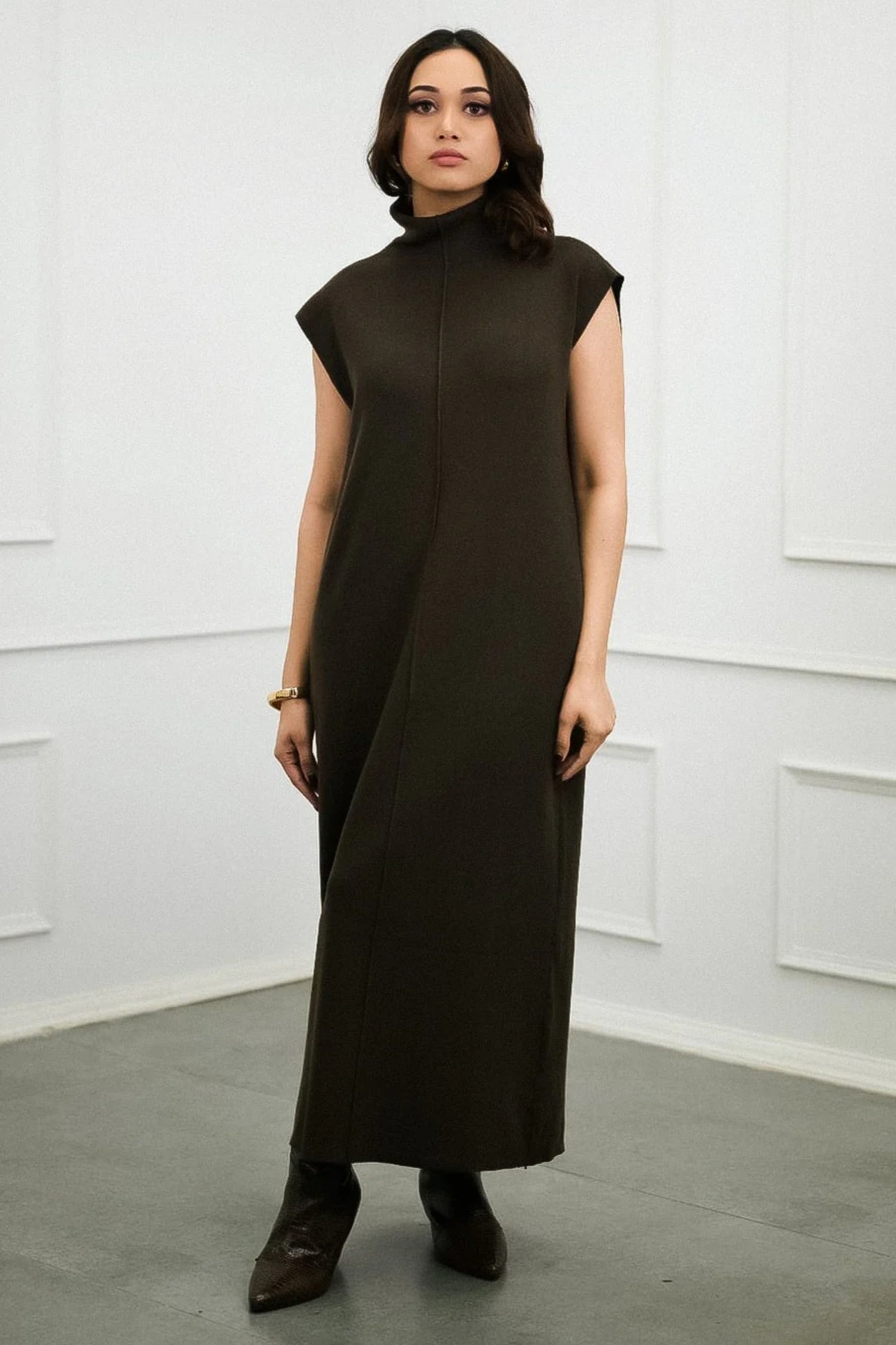 Buy online Women Black Solid Woolen Dress from winter wear for Women by  Kasma for ₹1229 at 59% off | 2024 Limeroad.com