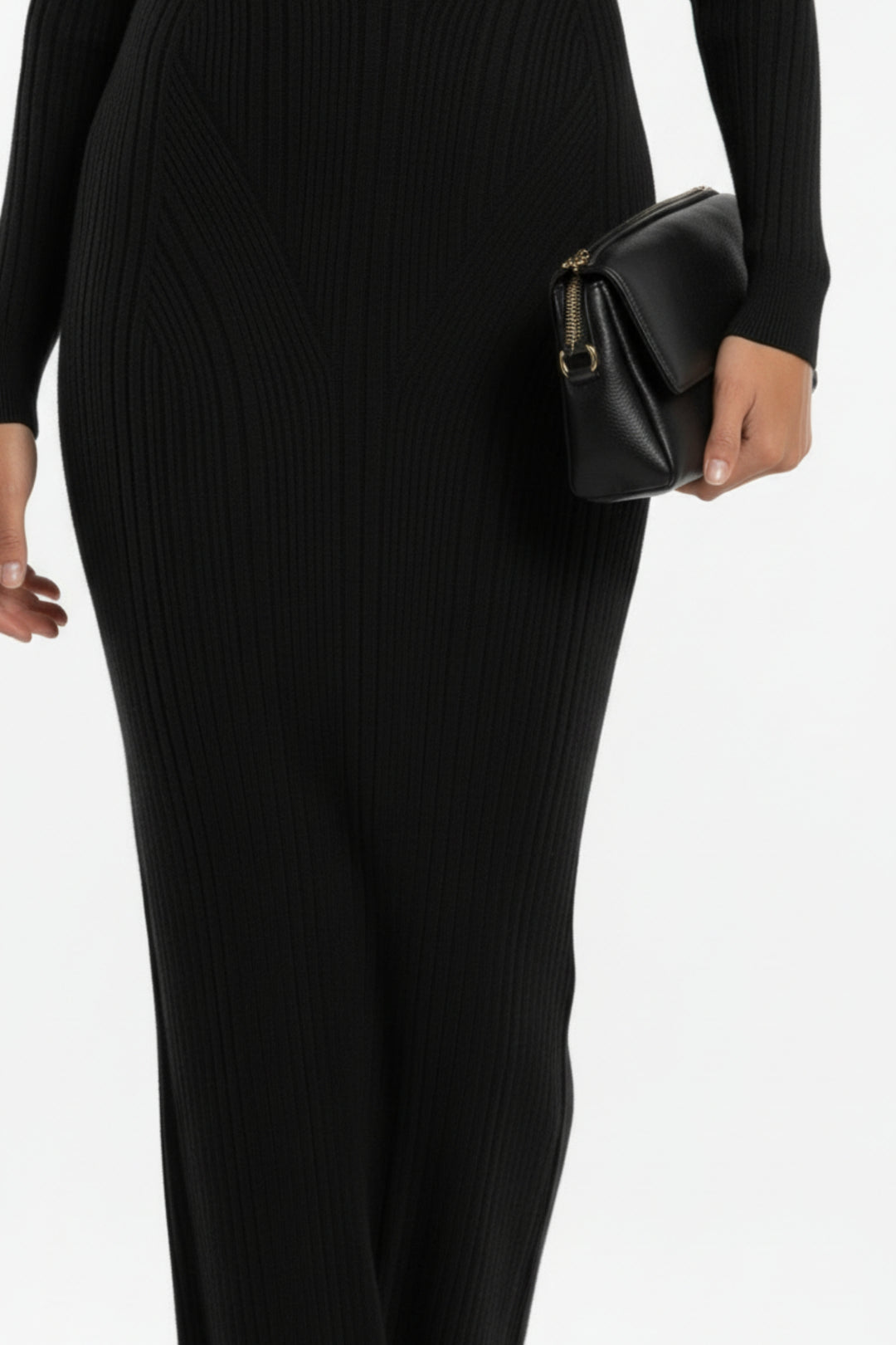 Black Knit Full Sleeve Maxi Dress