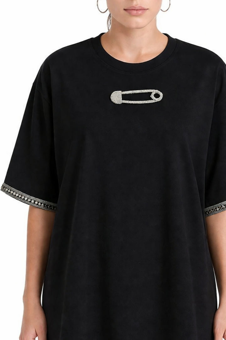 Noir Crystal Pin Tee