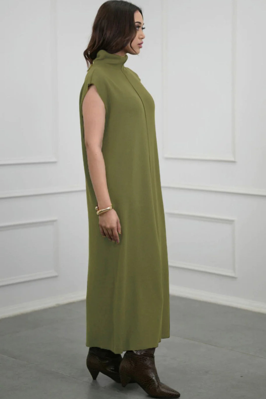 Green knitted woolen long dress for women
