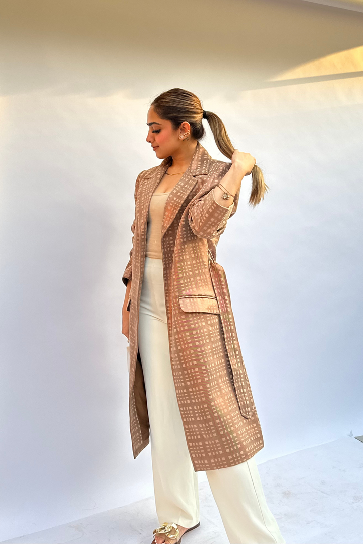 Elegant full sleeves trench coat for women