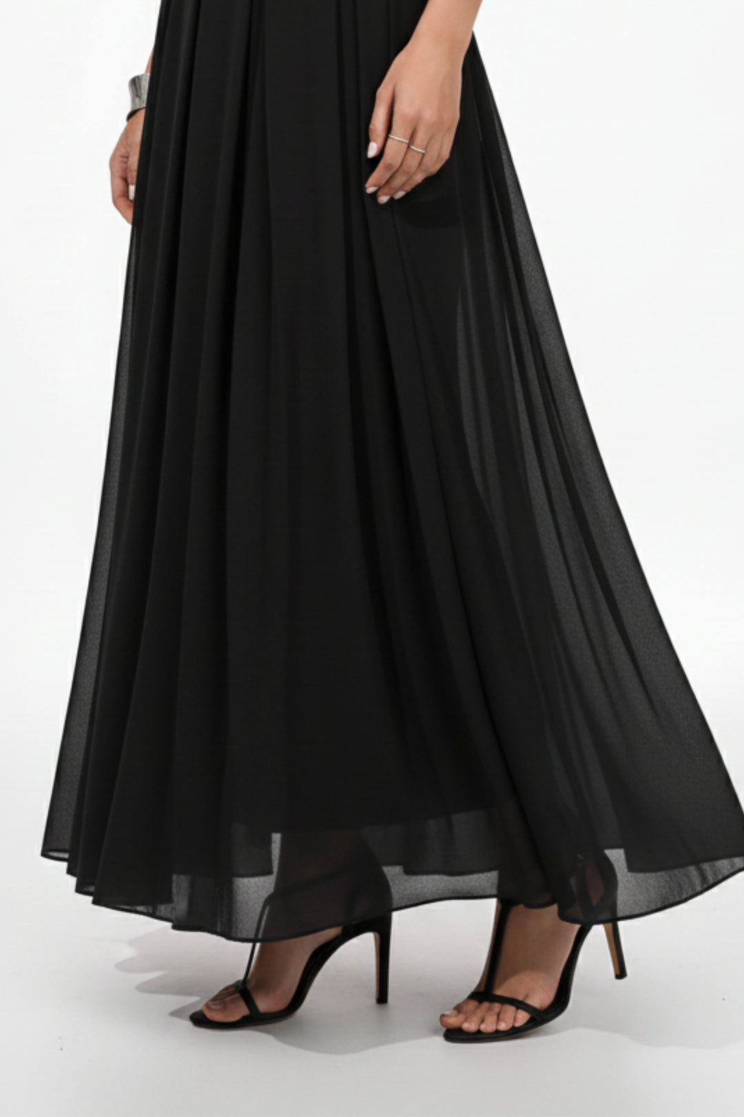 Giza Black Pleated Skirt