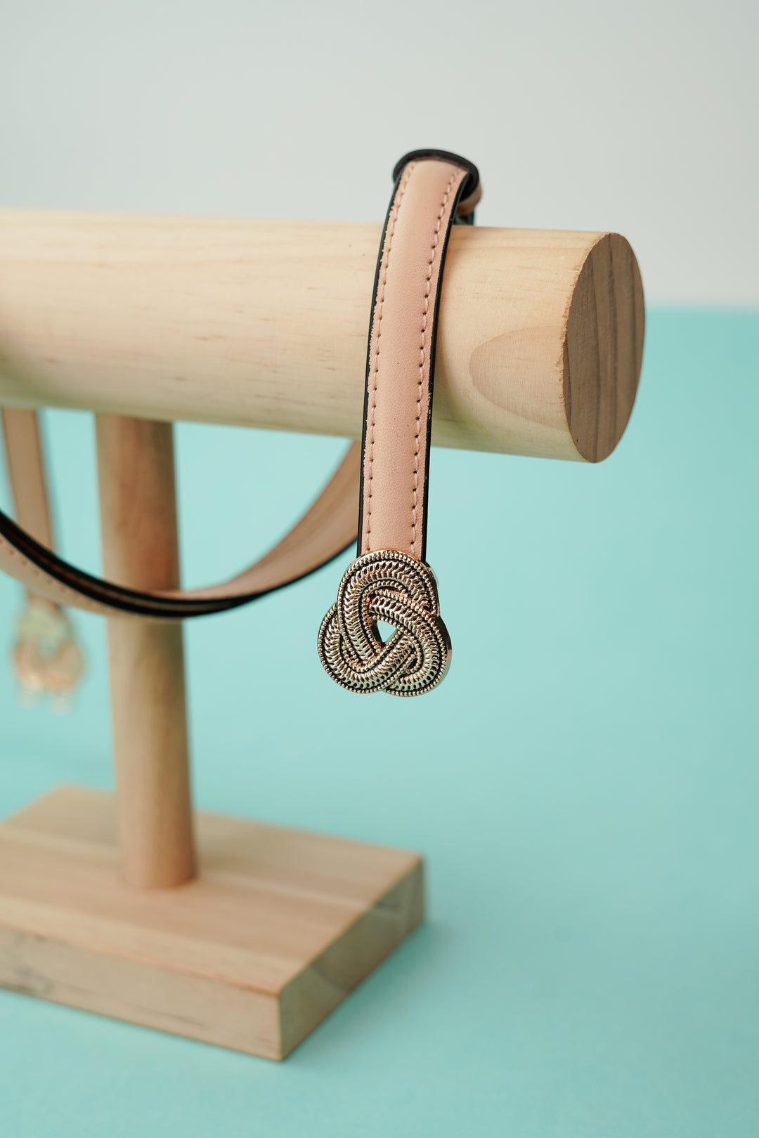 Detailed View of the Long Line Knot Buckle Accessory