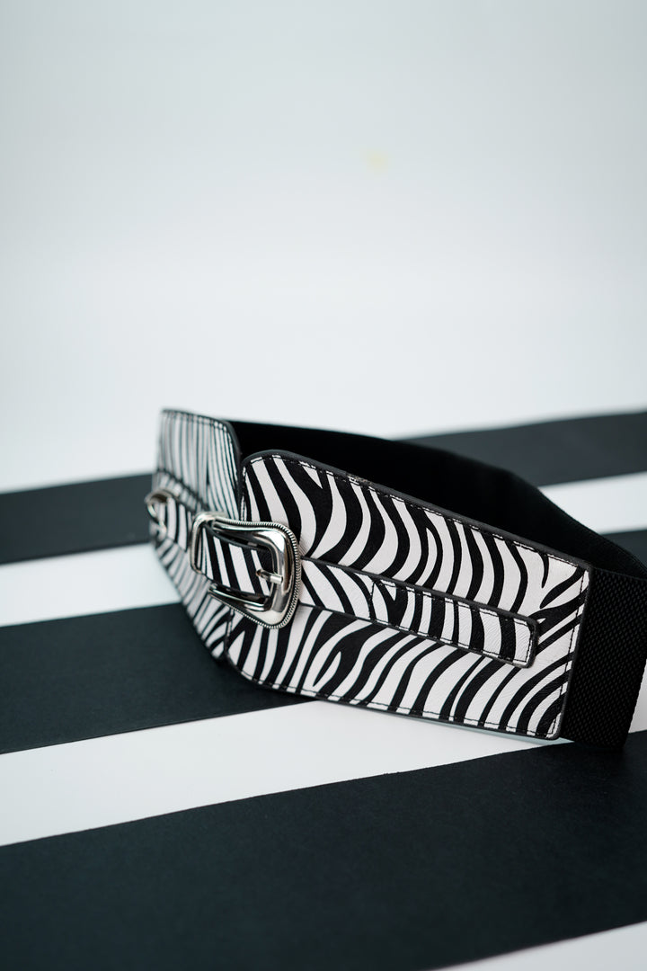 Trendy Zebra Design Cinch Belt