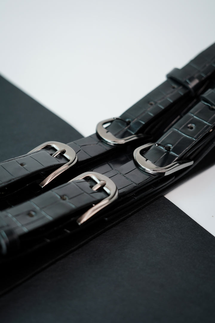 Double Detailed Wide Belt with Extended Lines