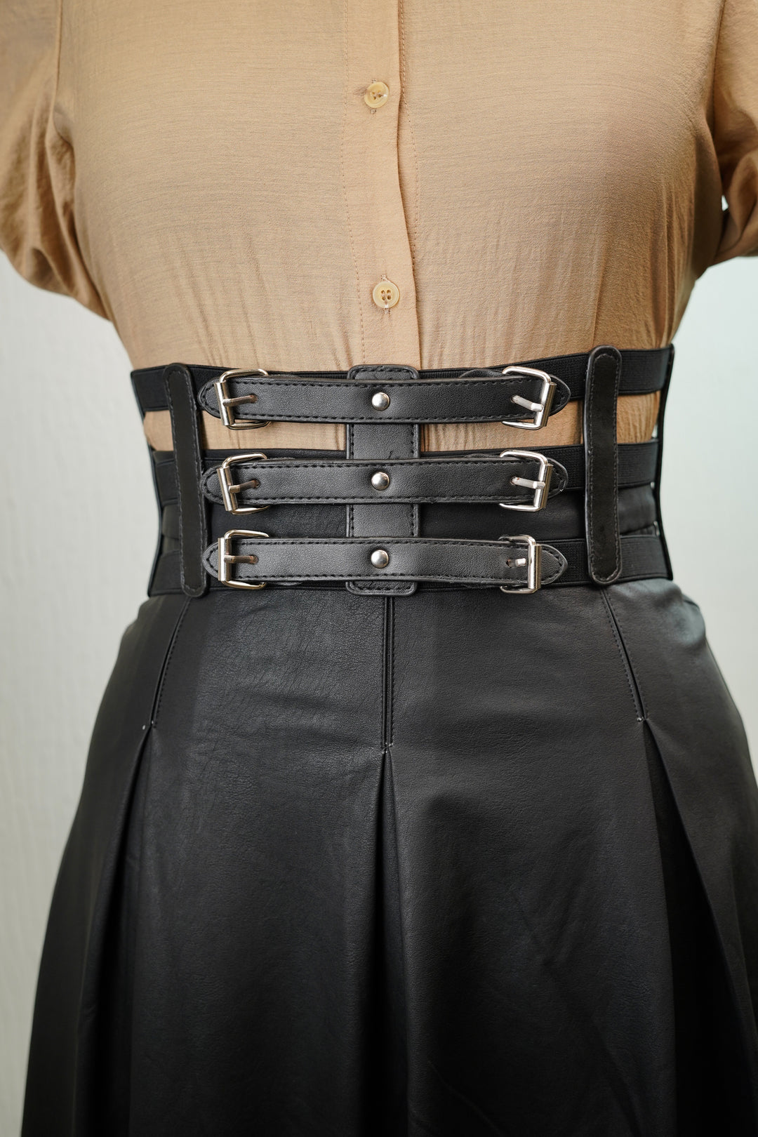 Rebellious Style Close Up of Punk Triplet Buckle Belt