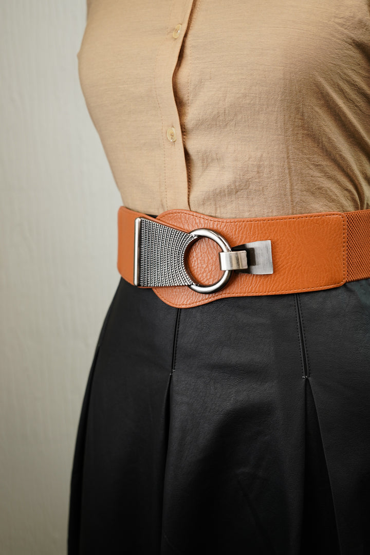 Accessorize with Nolabels tan interlock buckle belt