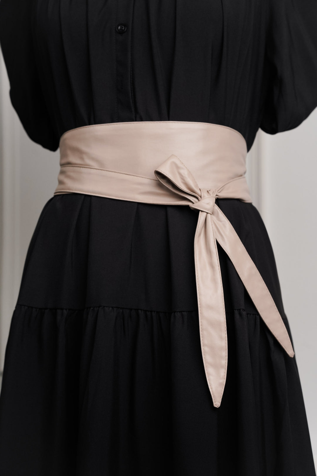 Stylish tie-up waist belt for dresses