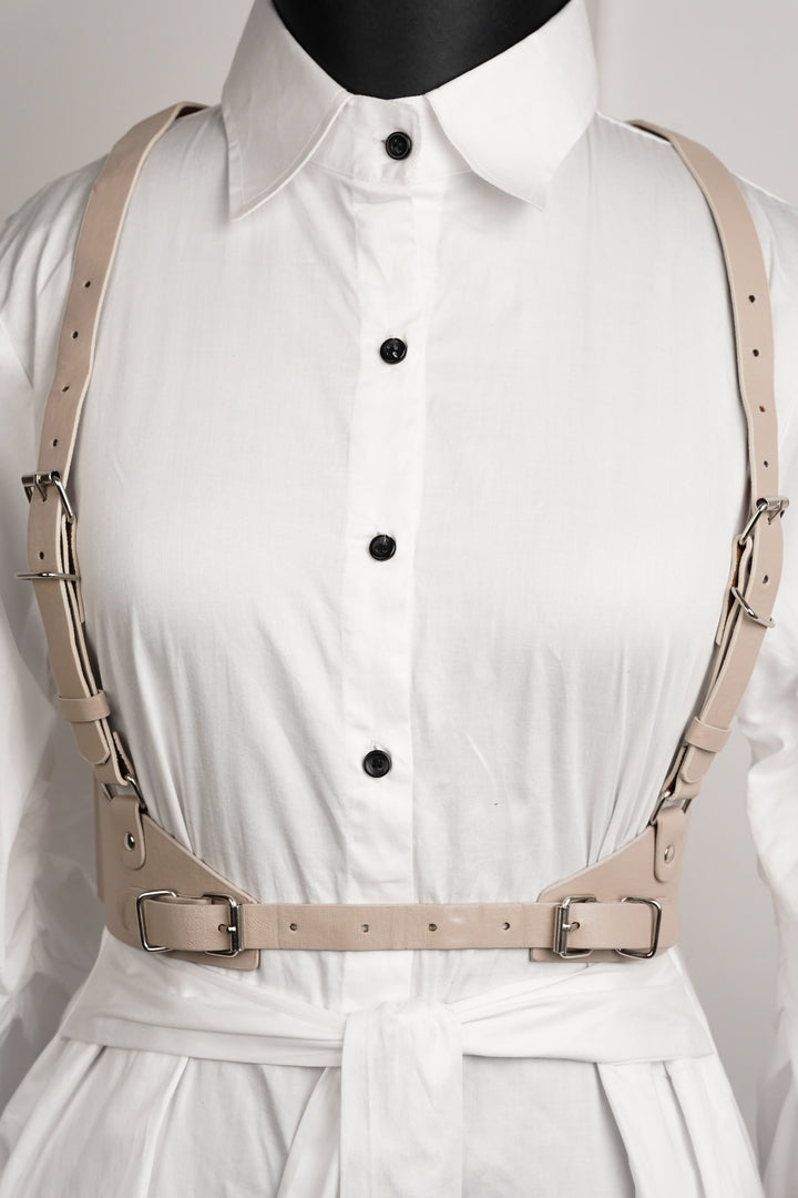 Fashion-forward women's harness belt