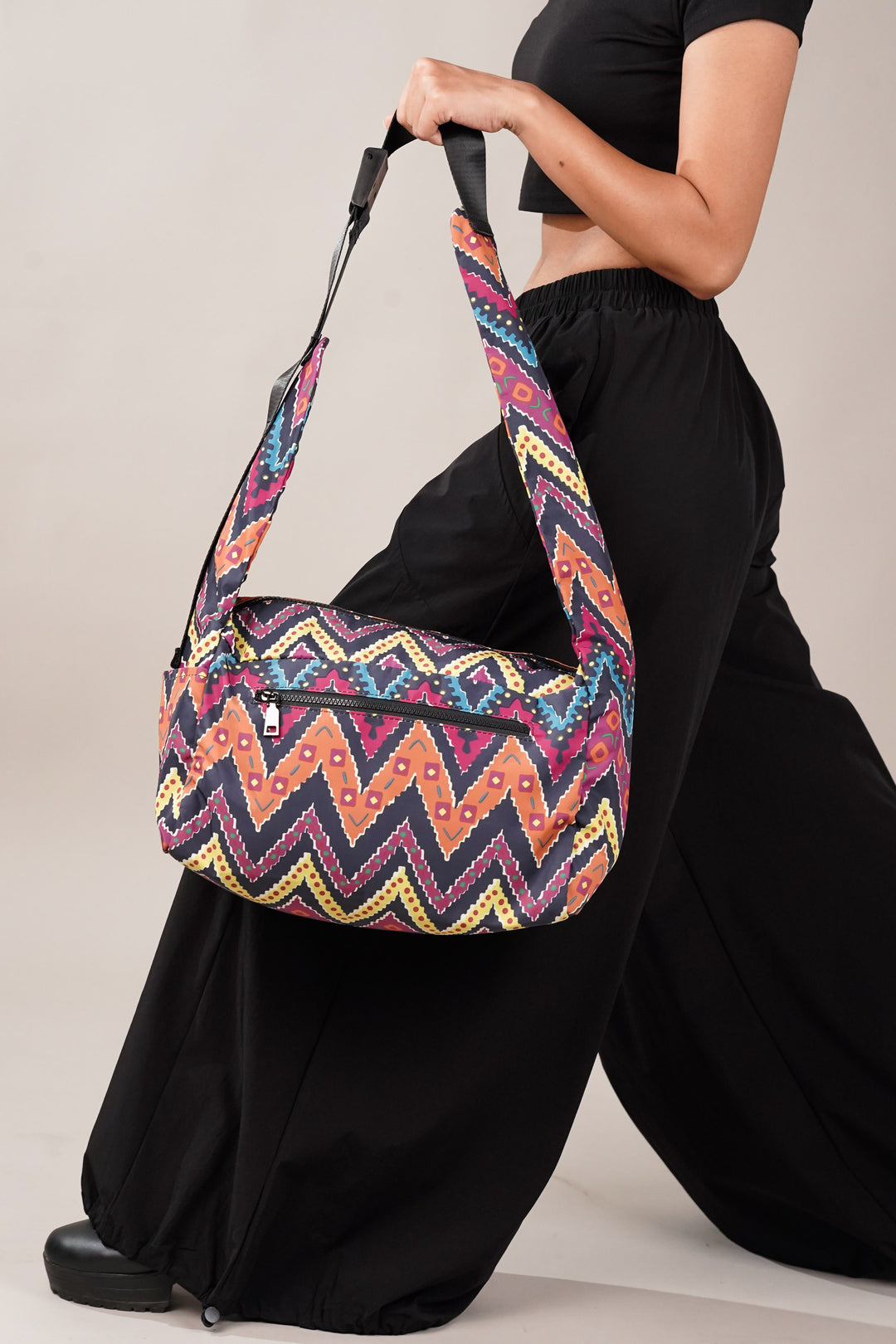 Versatile multicolor crossbody bag for women