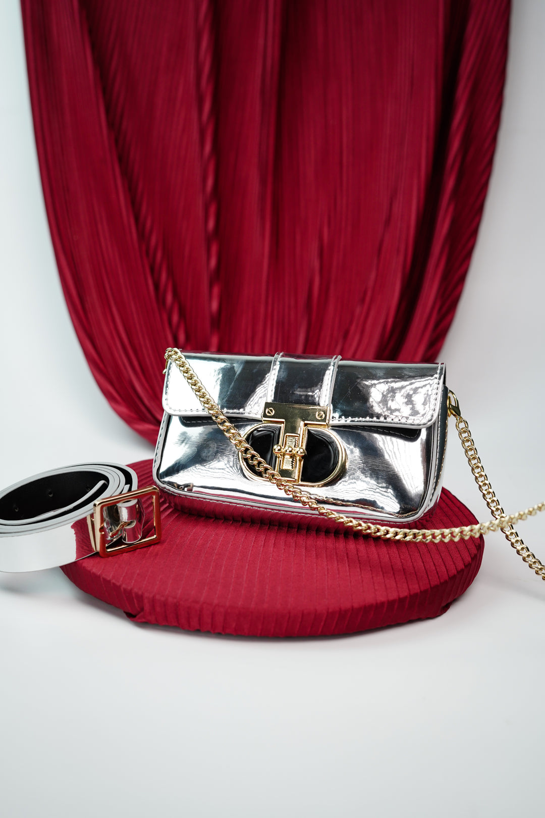 Elegantly Designed Galaxy Gleam Waist Belt Bag with Celestial Accents