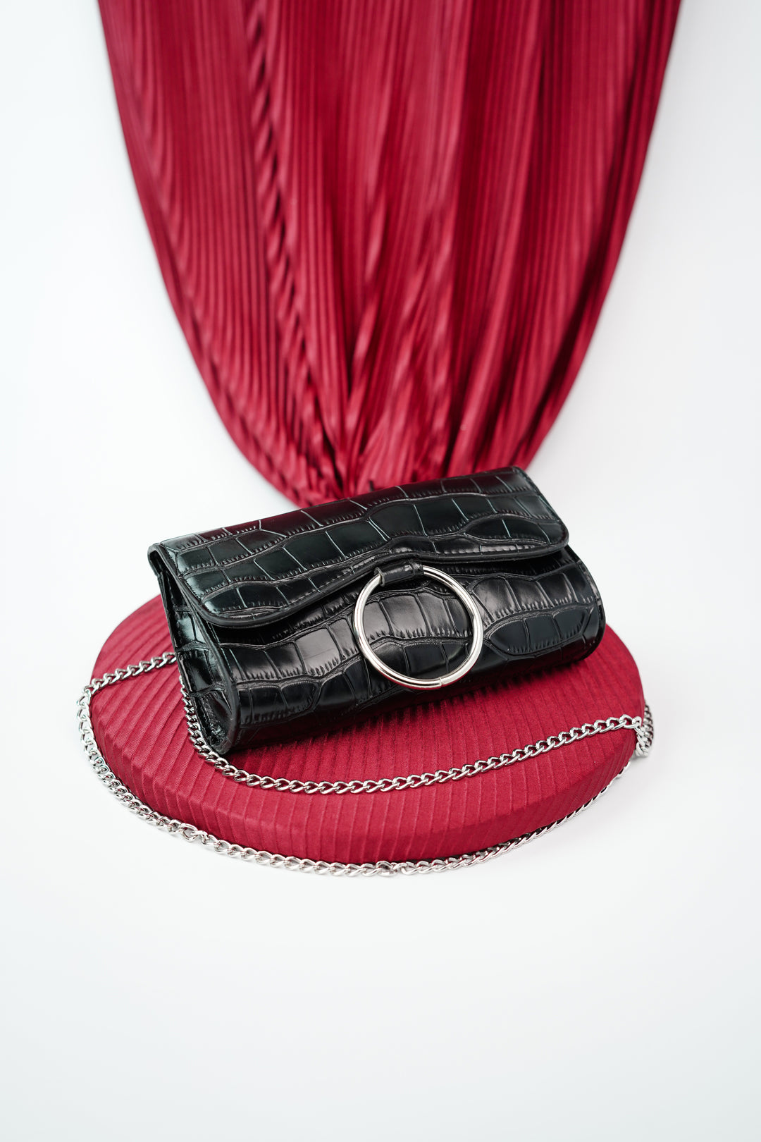 Elegant black Sling Strap Belt Bag
