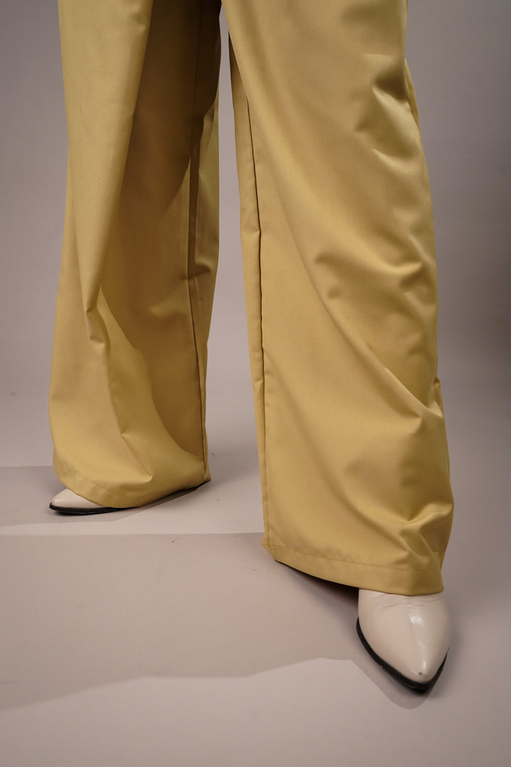 Elegant asymmetrical pants for professional attire