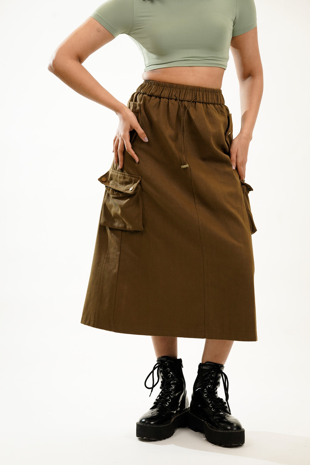 Streetstyle army green cargo skirt with flap pockets