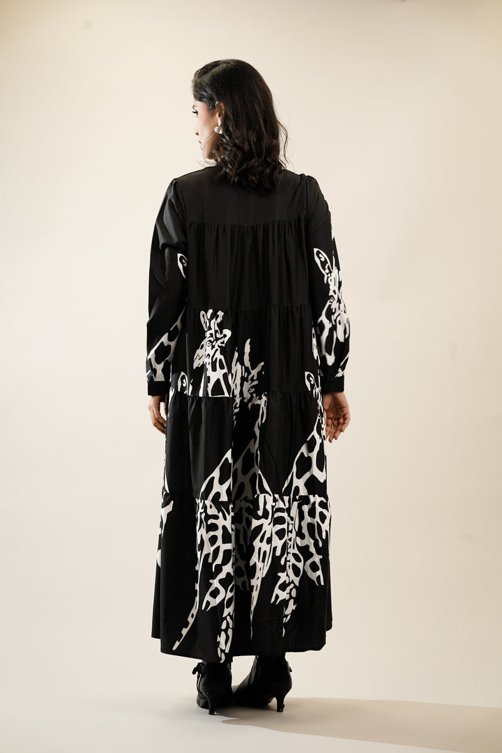 Four-tiered maxi dress for travel Wear