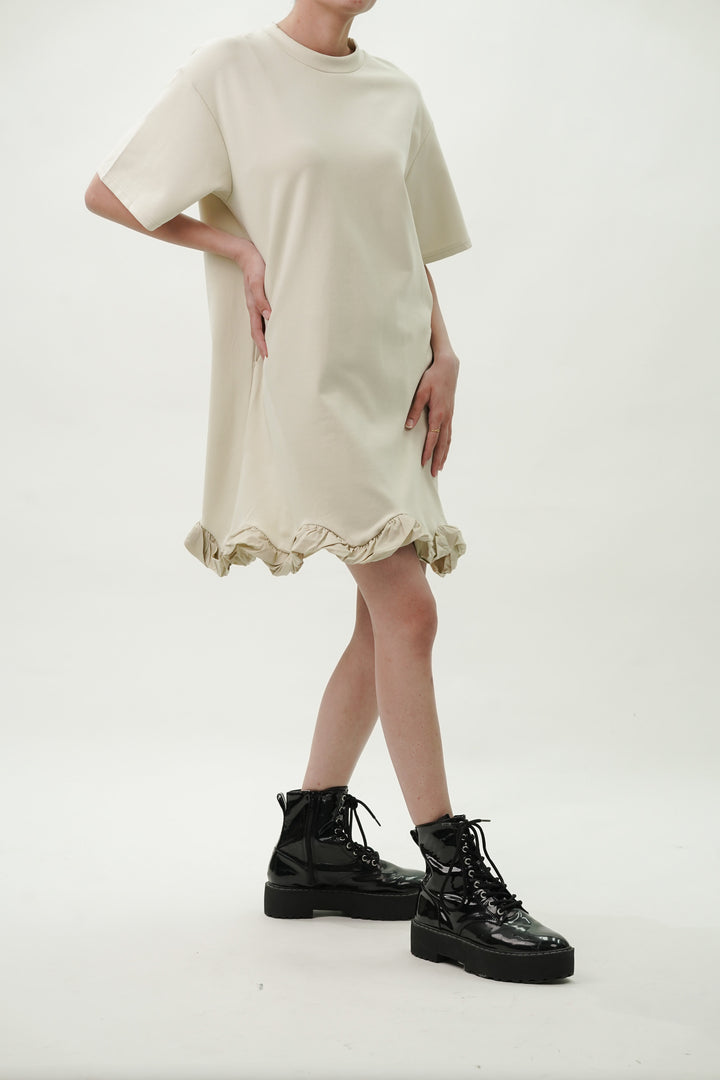 Stylish ruffled hem cotton dress