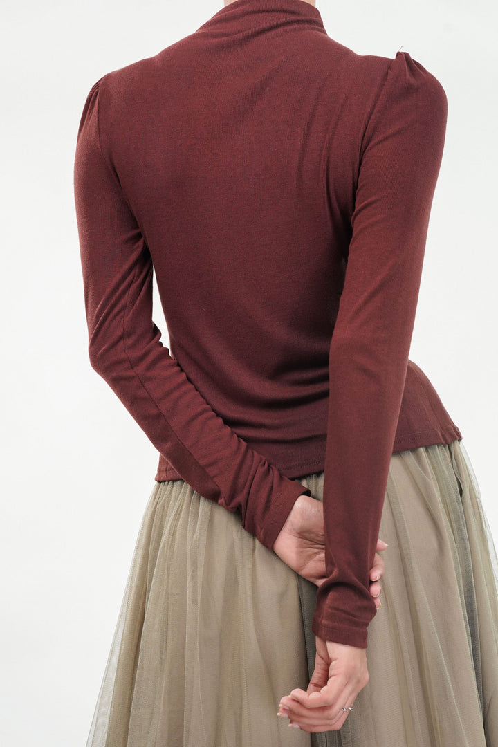 Pleat & Flow Rust Top With Silver Chain