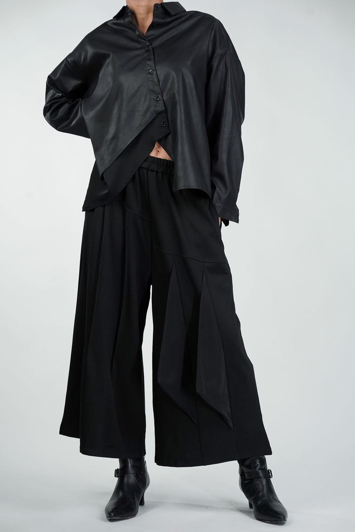 Black Asymmetiric Axis Co Ord