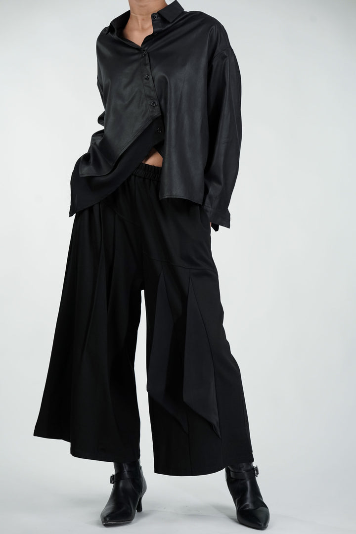 Black Asymmetiric Axis Co Ord