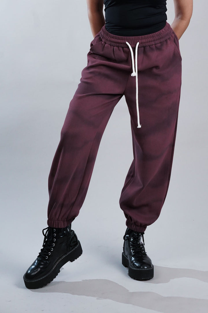 Stylish relaxed fit joggers in mauve color