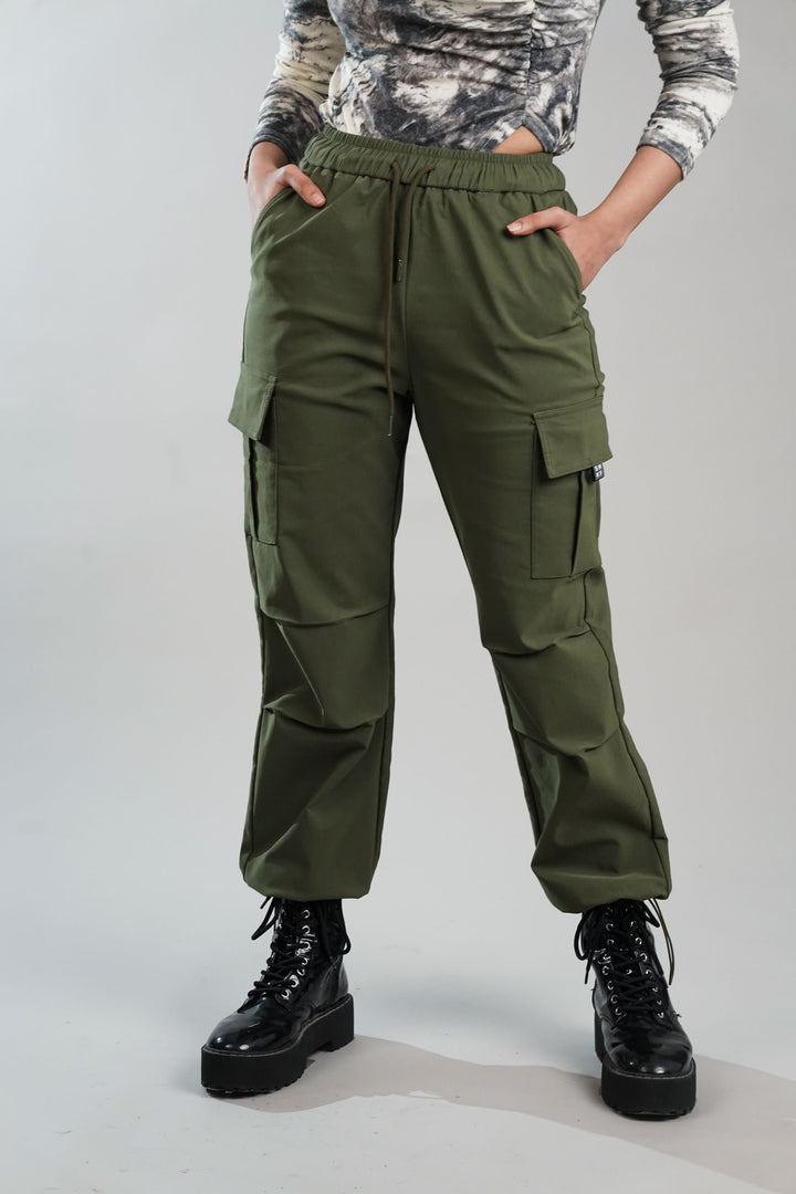 Dark green utility cargo pants for streetwear