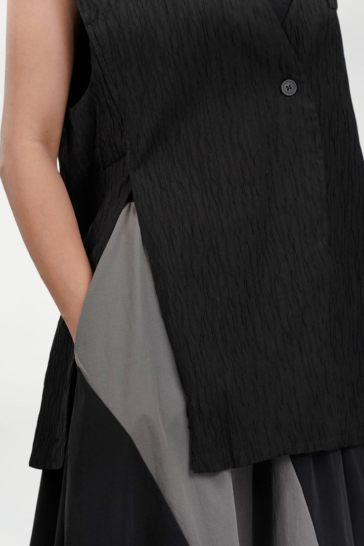 Obsidian Slit Black Waistcoat