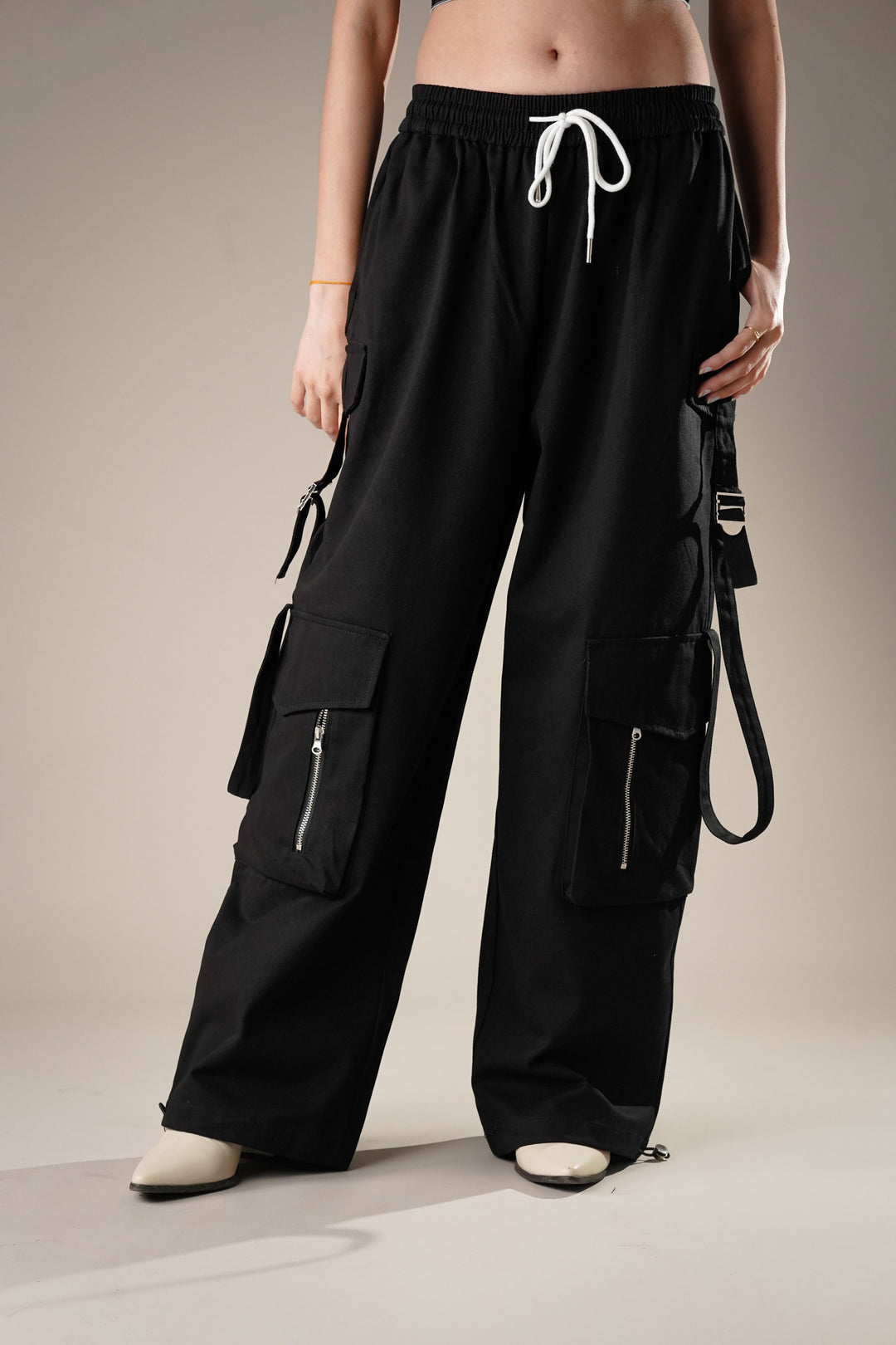 Black oversized cargo pants for women