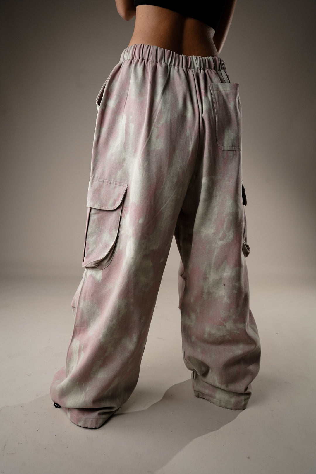 Latest streetwear cargo pants for vacation