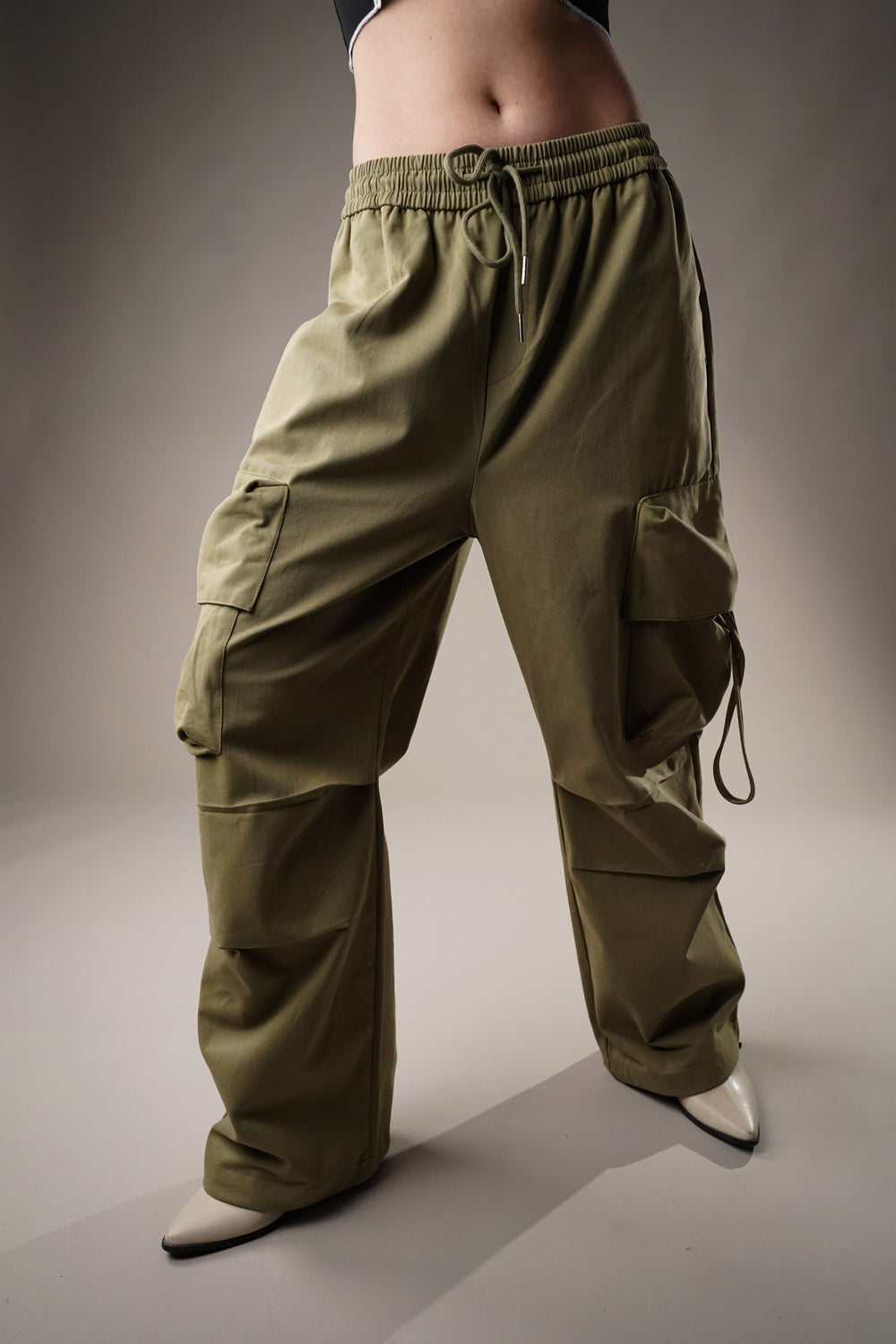 Street style light olive camo cargo pants