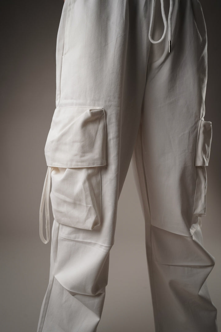 Stylish oversized cargo pants for streetwear