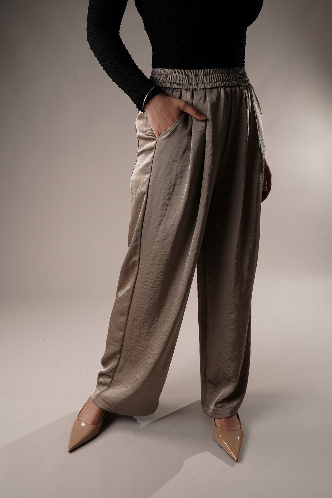 Satin blend trousers for elegant everyday wear