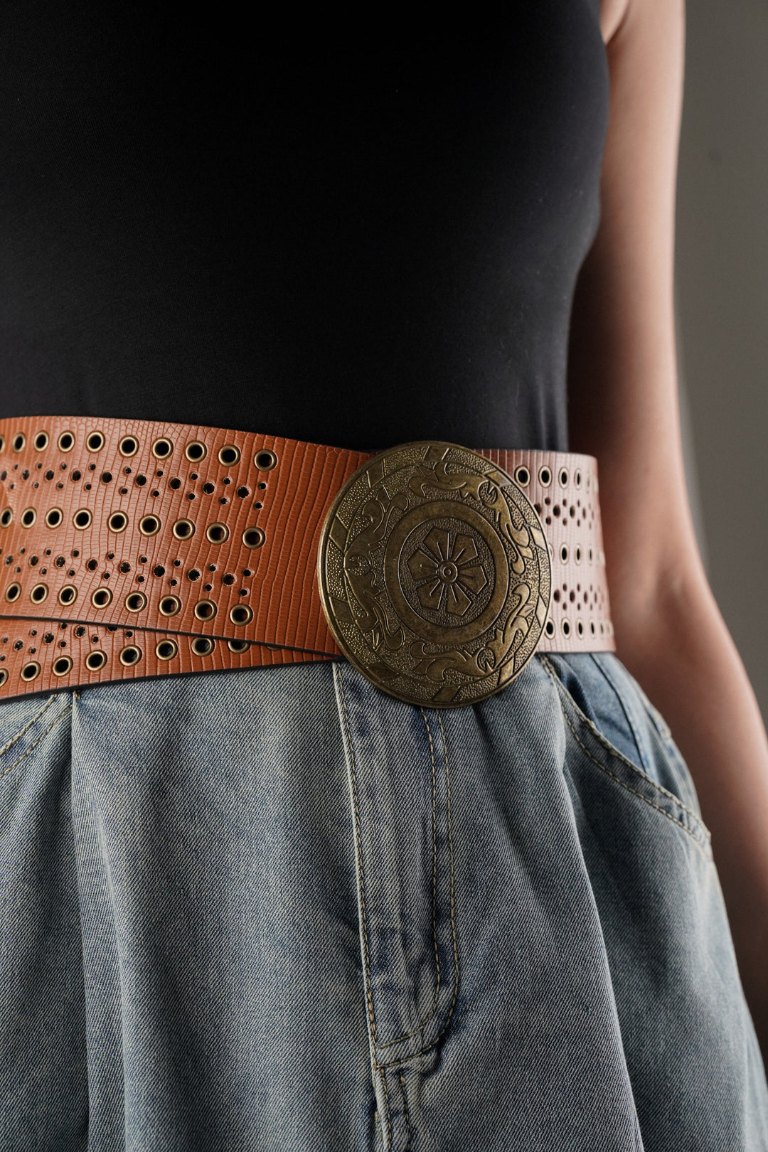 Vintage buckle belt