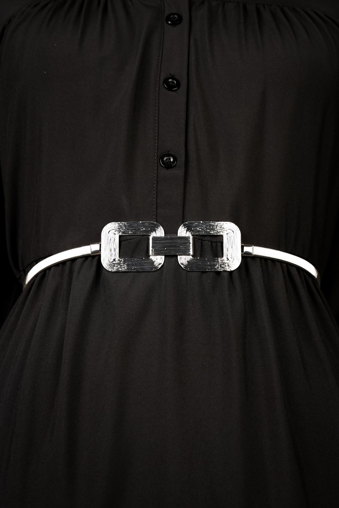 Structured Buckle Silver Stretch Belt