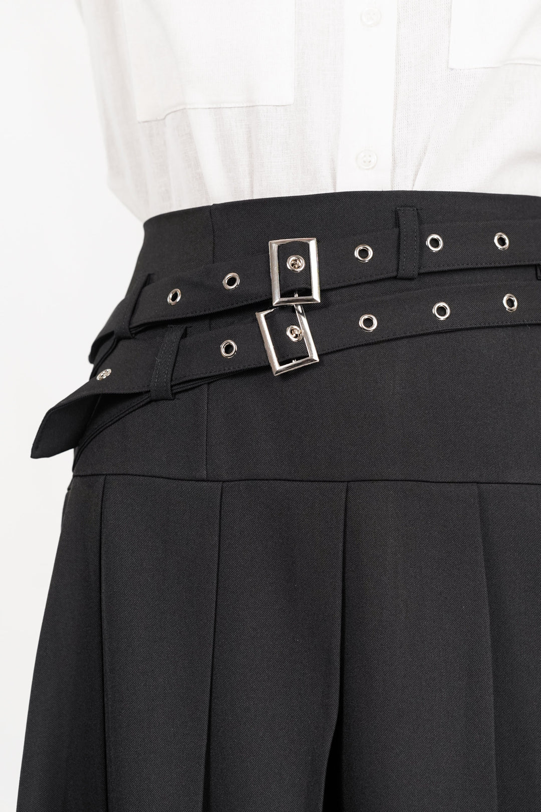 Black Dual Belt Pleat Skirt