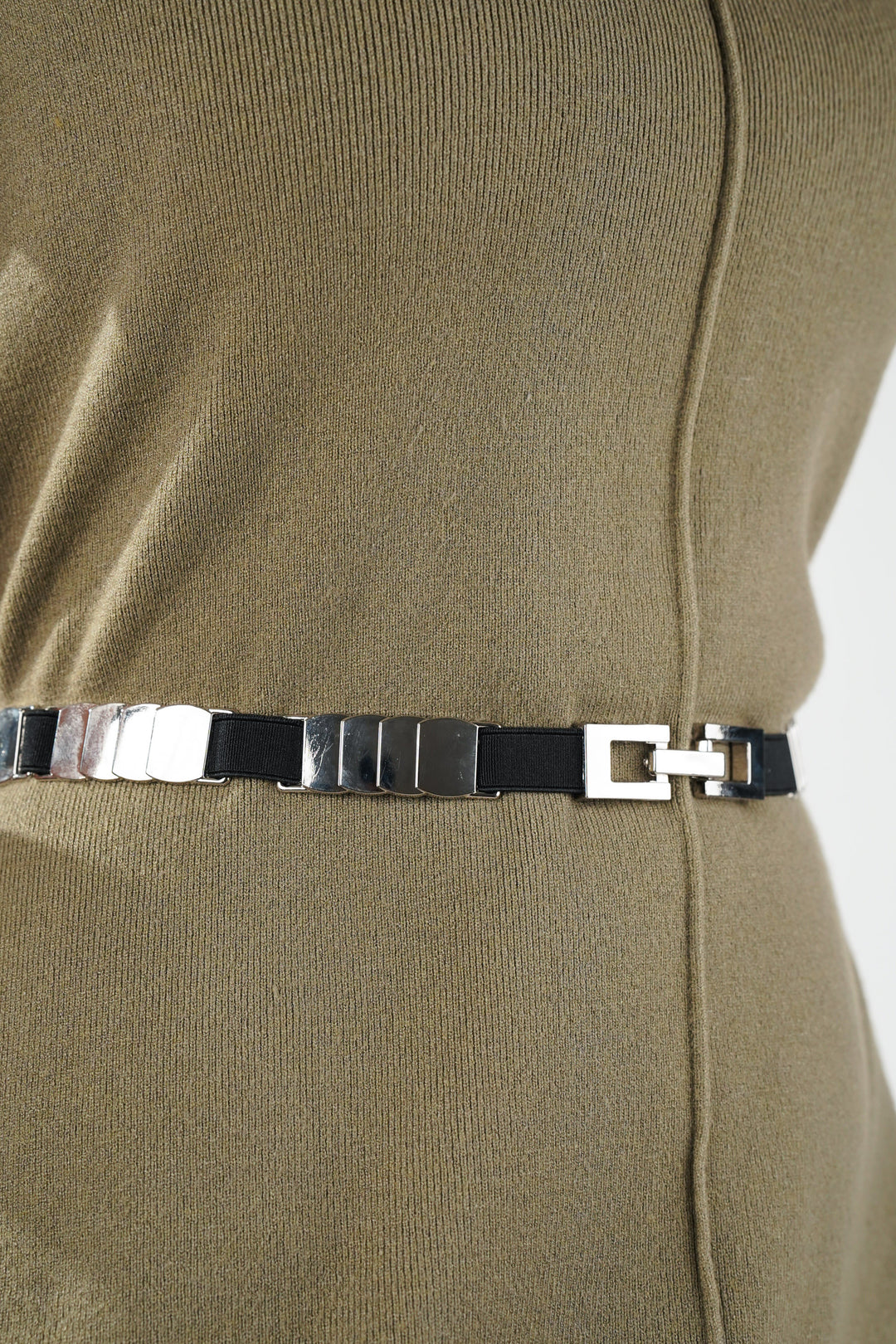 Elasticated Silver Loop Belt