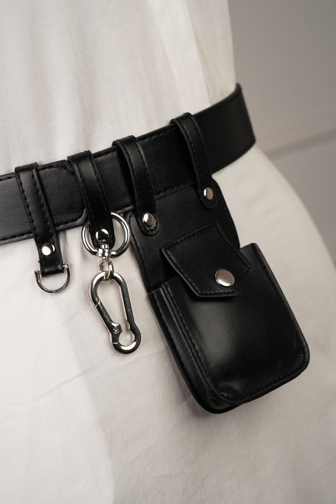 Black Belt with Bag And Hook