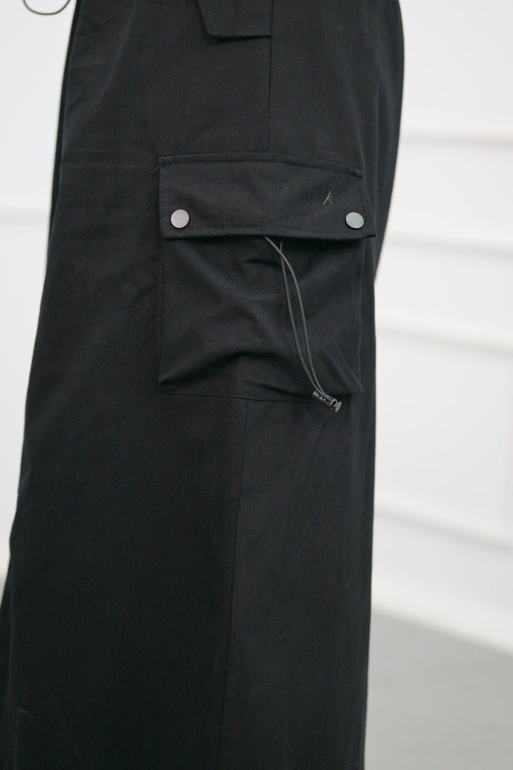 Stylish streetwear cargo skirt for women